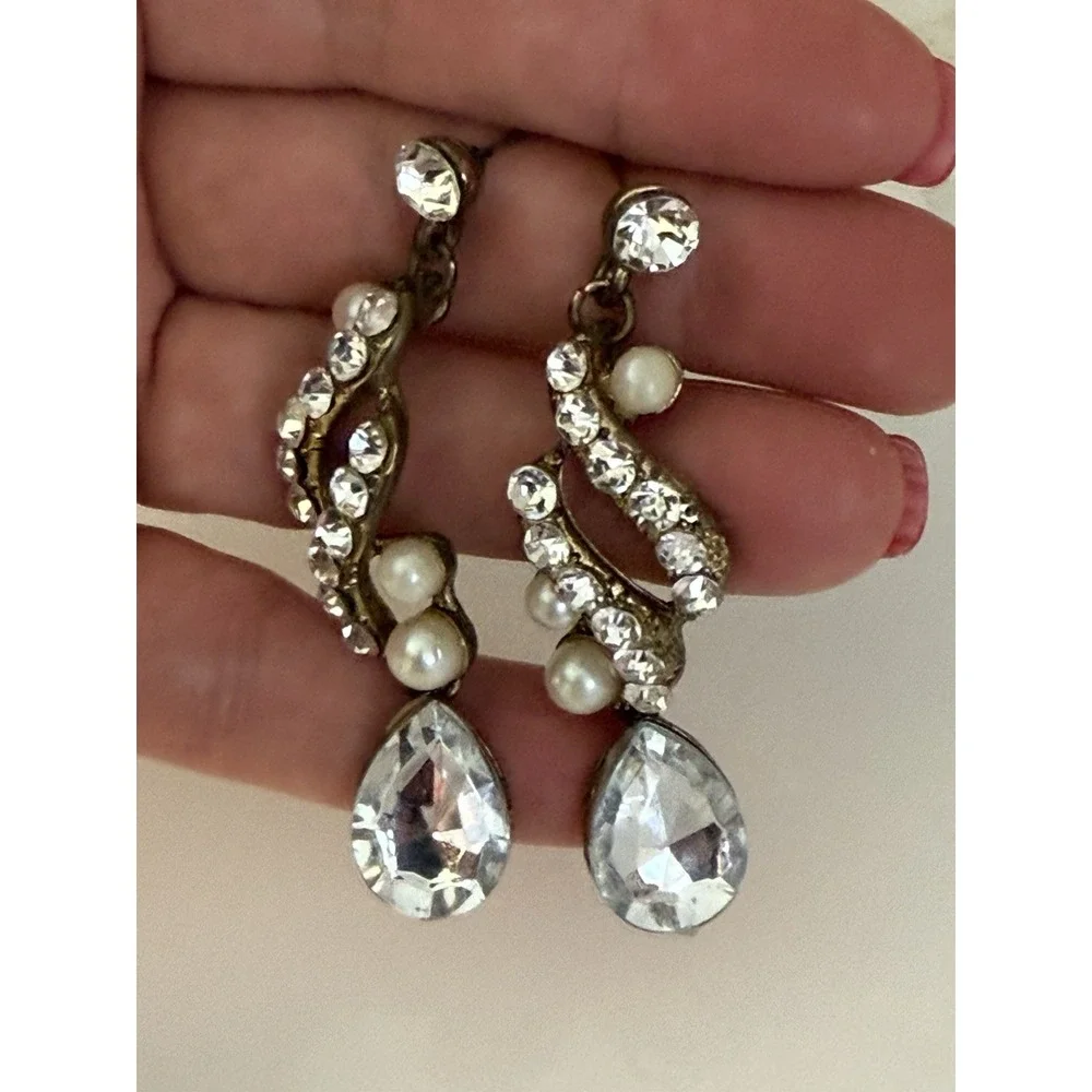 Vintage Clear Crystal Faux Pearl Statement 2.5